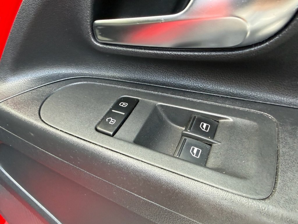 Used Volkswagen up! 2016 for sale - 76338369: Photo 41