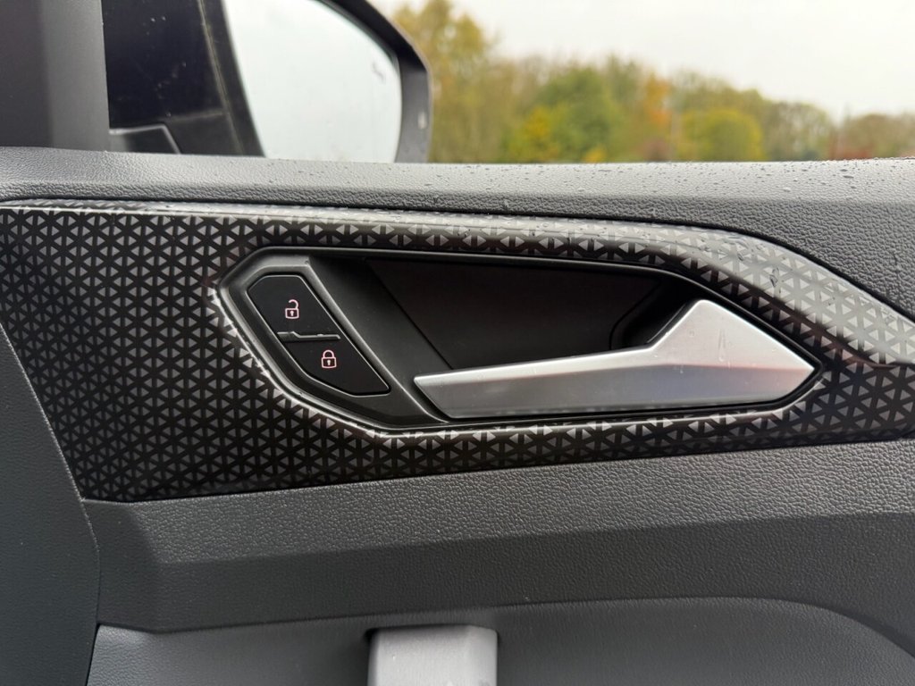 Used Volkswagen T-Cross 2019 for sale - 76406704: Photo 32