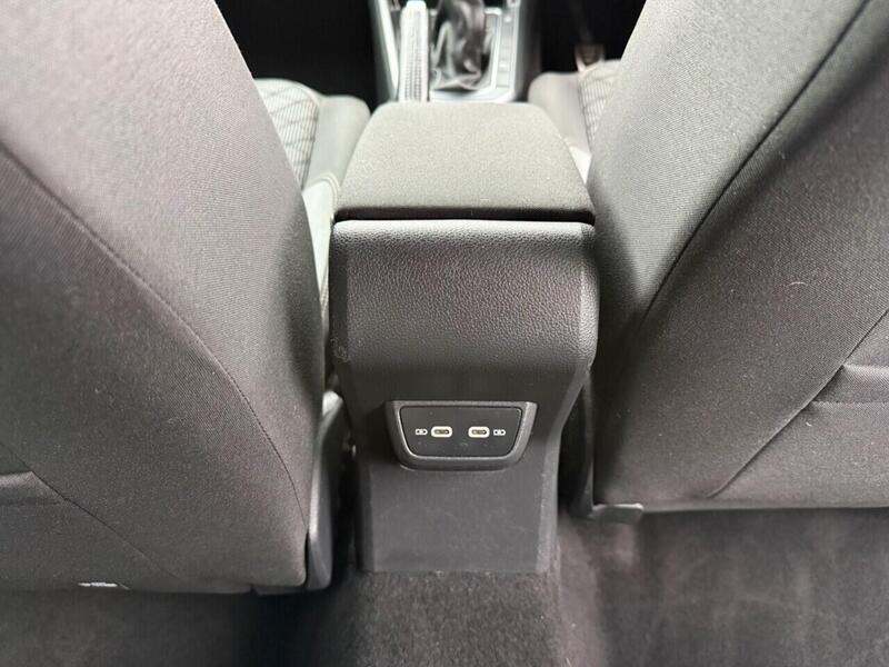 Used Volkswagen Polo 2022 for sale - 77850812: Photo 42