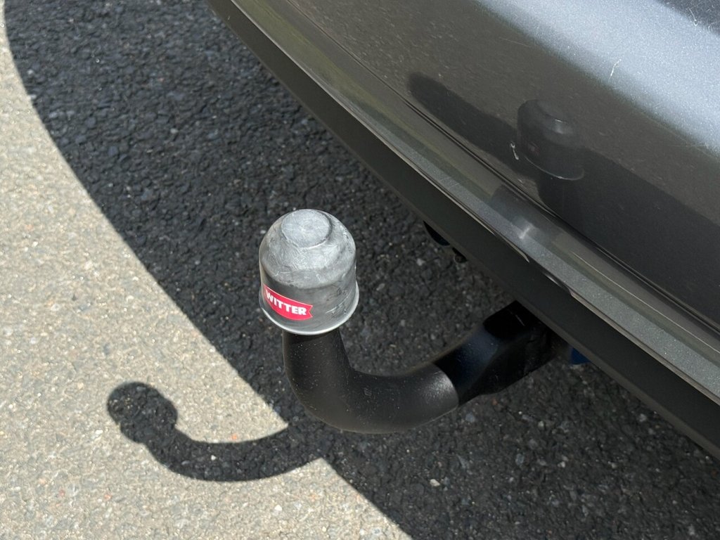 Used Audi A4 2012 for sale - 76604422: Photo 10