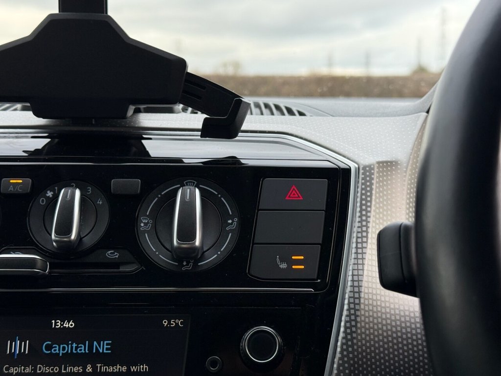 Used Volkswagen up! 2019 for sale - 76686262: Photo 3