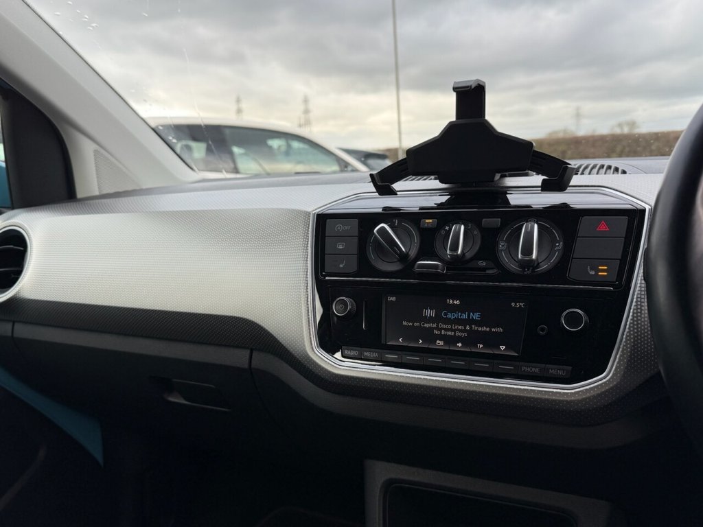 Used Volkswagen up! 2019 for sale - 76686262: Photo 5