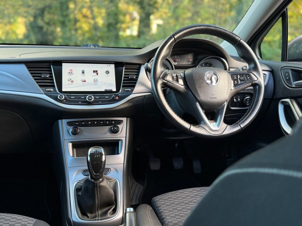 Used Vauxhall Astra 2019 for sale - 76338403: Photo 2