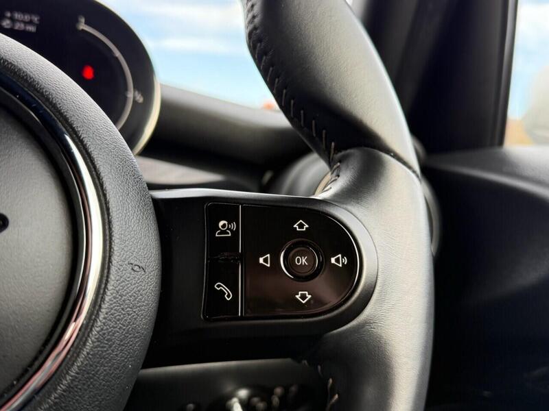 Used MINI Hatch 2021 for sale - 77850901: Photo 34