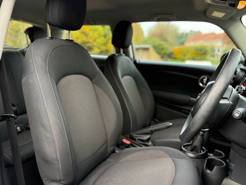 Used MINI Hatch 2017 for sale - 76417820: Photo 9