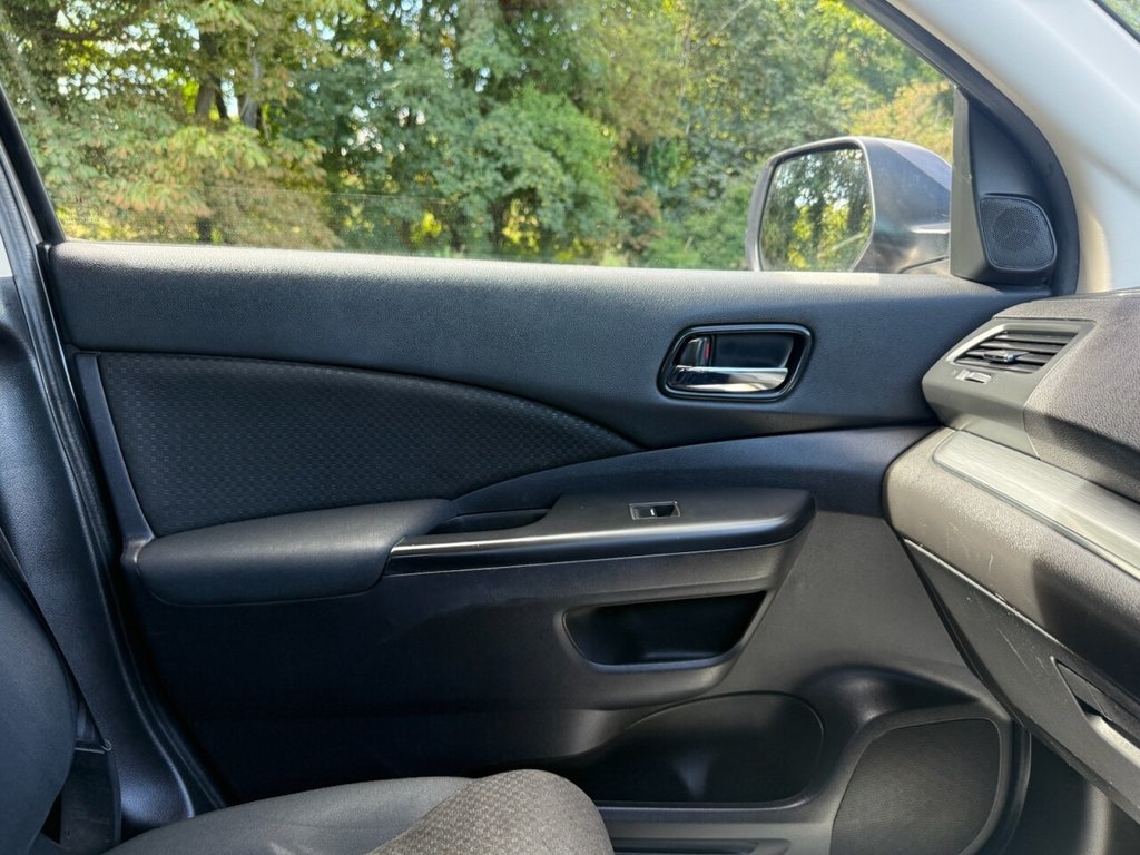 Used Honda CR-V 2018 for sale - 76338370: Photo 33