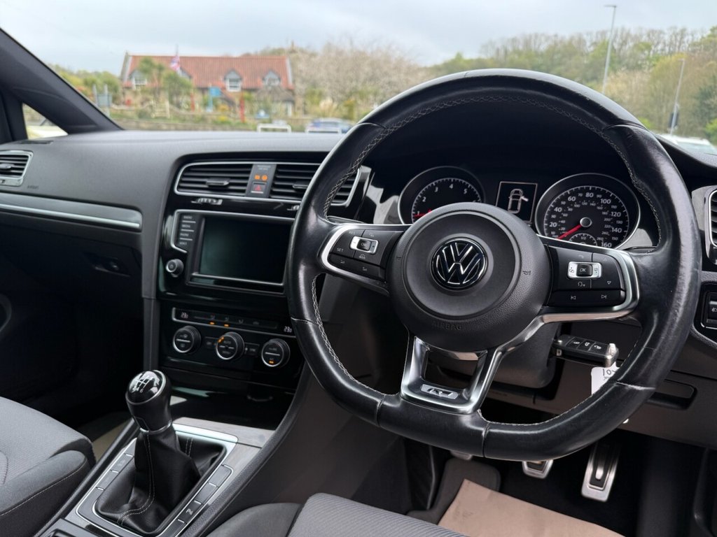 Used Volkswagen Golf 2016 for sale - 76338358: Photo 10