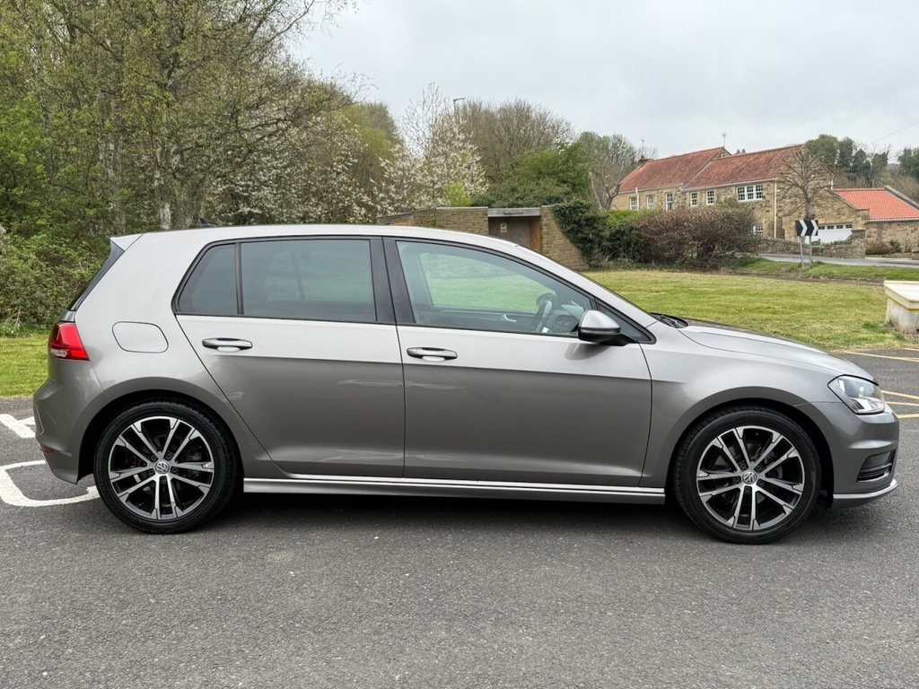 Used Volkswagen Golf 2016 for sale - 76338358: Photo 11