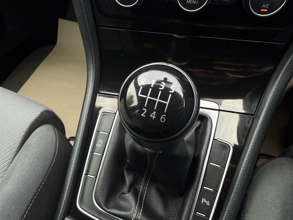 Used Volkswagen Golf 2016 for sale - 76338358: Photo 23