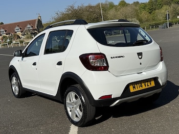 Used Dacia Sandero Stepway 2014 for sale - 79435797: Photo