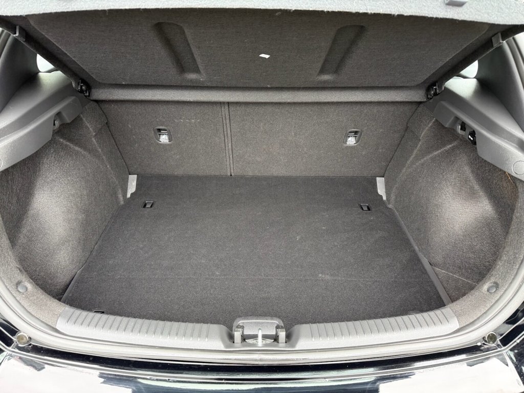 Used Hyundai i30 2021 for sale - 76338400: Photo 20