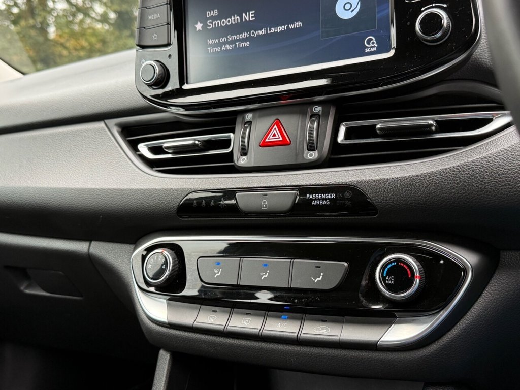 Used Hyundai i30 2021 for sale - 76338400: Photo 26