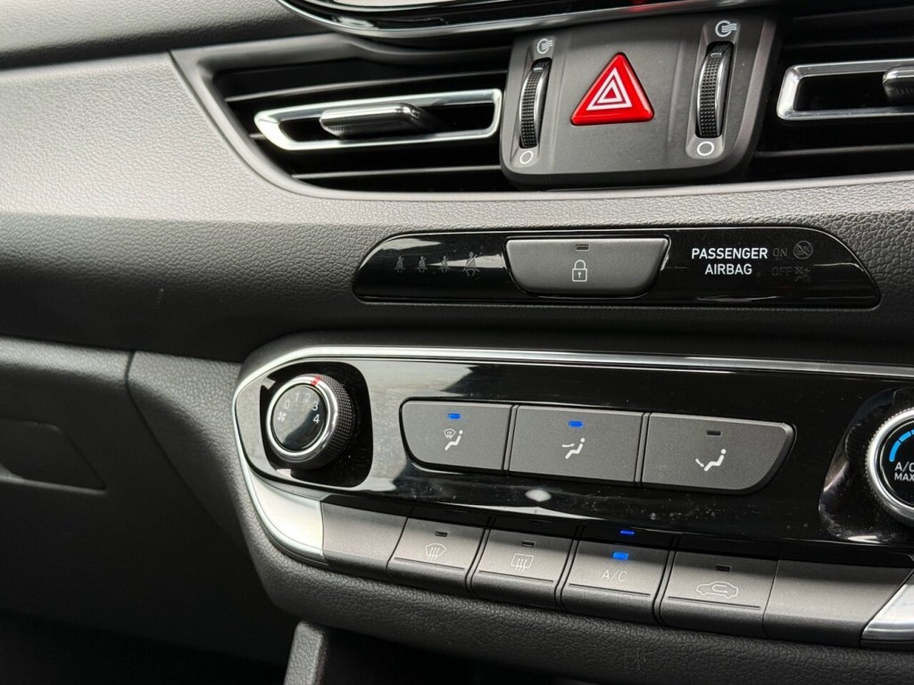 Used Hyundai i30 2021 for sale - 76338400: Photo 27