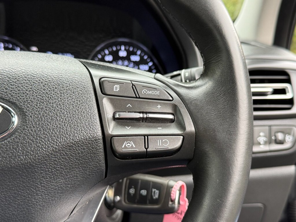Used Hyundai i30 2021 for sale - 76338400: Photo 31