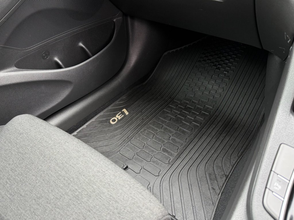 Used Hyundai i30 2021 for sale - 76338400: Photo 47