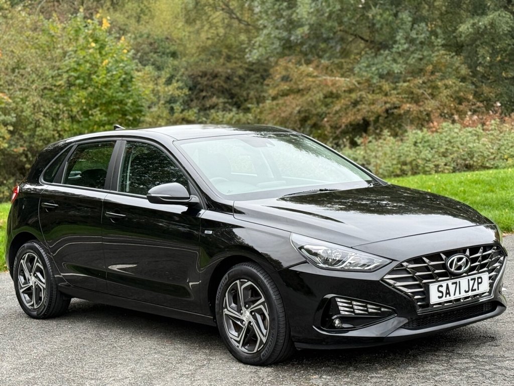Used Hyundai i30 2021 for sale - 76338400: Photo 9