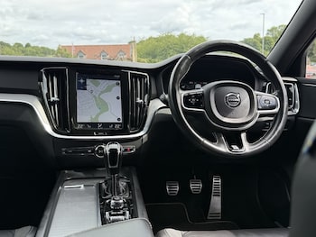Used Volvo V60 2019 for sale - 79376655: Photo