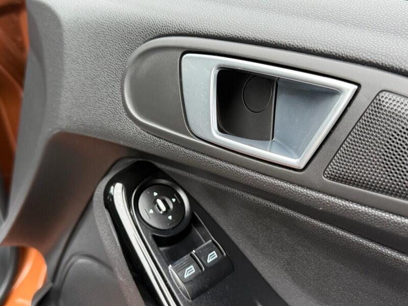 Used Ford Fiesta 2013 for sale - 77850907: Photo 24