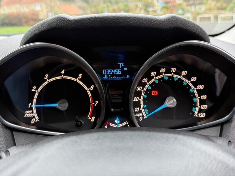 Used Ford Fiesta 2013 for sale - 77850907: Photo 25