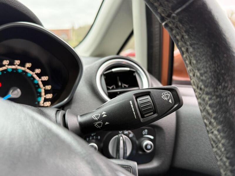 Used Ford Fiesta 2013 for sale - 77850907: Photo 35