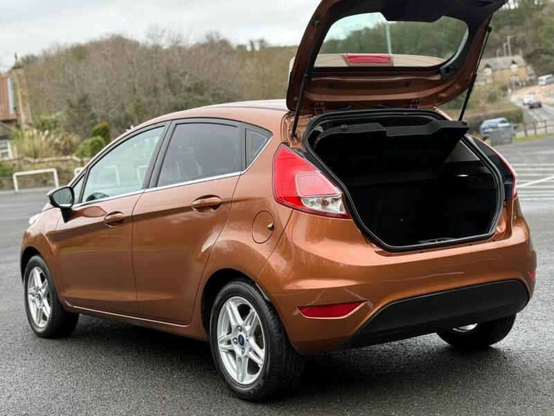 Used Ford Fiesta 2013 for sale - 77850907: Photo 8