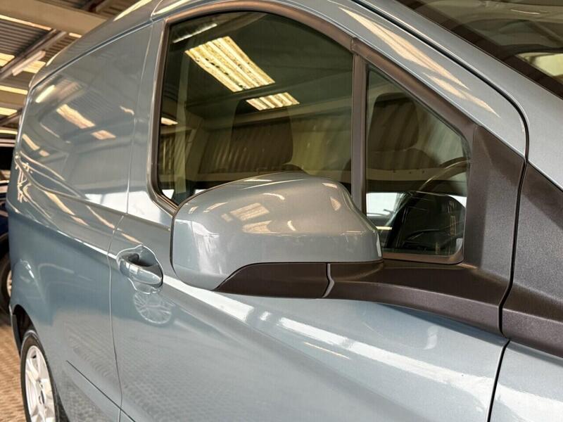 Used Ford Transit Courier 2019 for sale - 77850837: Photo 33
