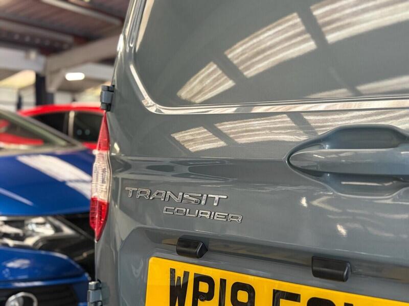 Used Ford Transit Courier 2019 for sale - 77850837: Photo 34