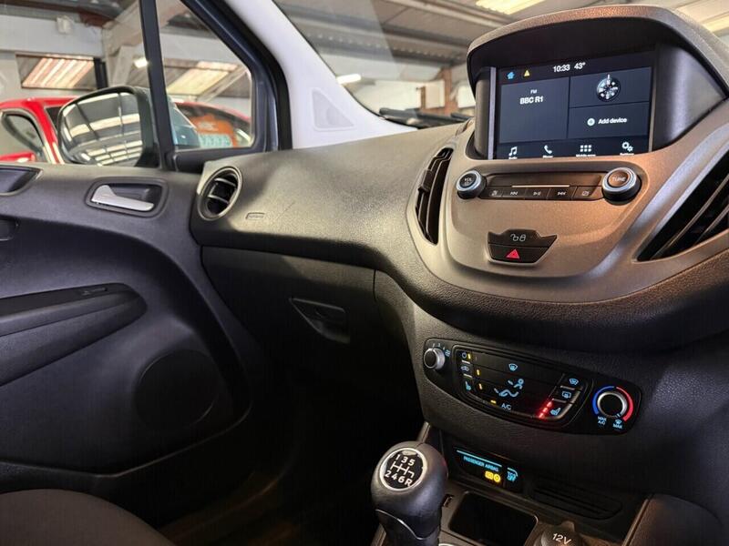 Used Ford Transit Courier 2019 for sale - 77850837: Photo 37