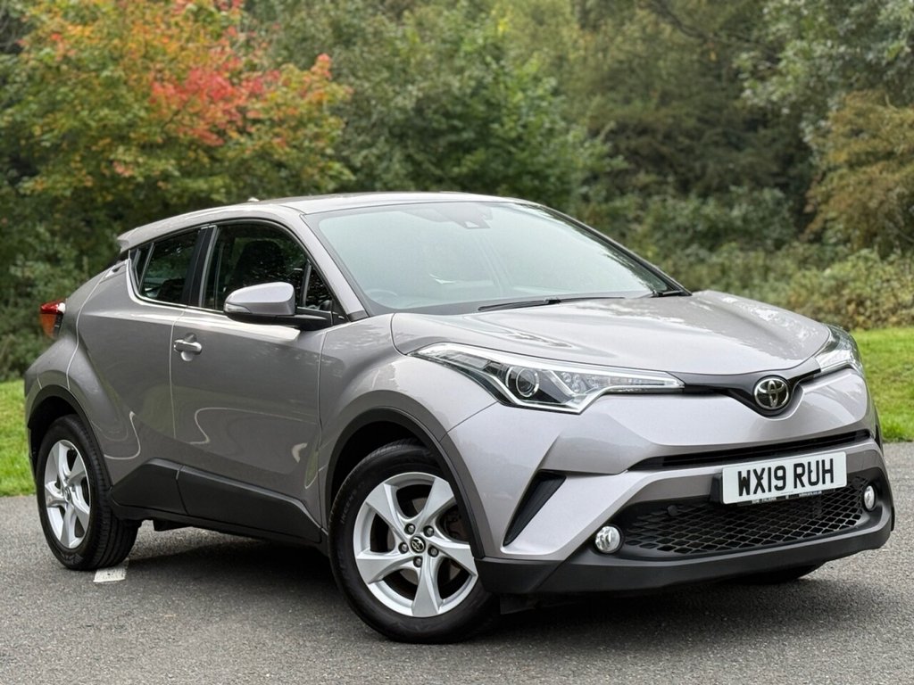 Used Toyota C-HR 2019 for sale - 76338378: Photo 1