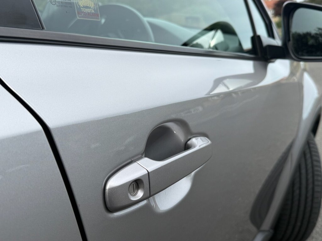 Used Toyota C-HR 2019 for sale - 76338378: Photo 11