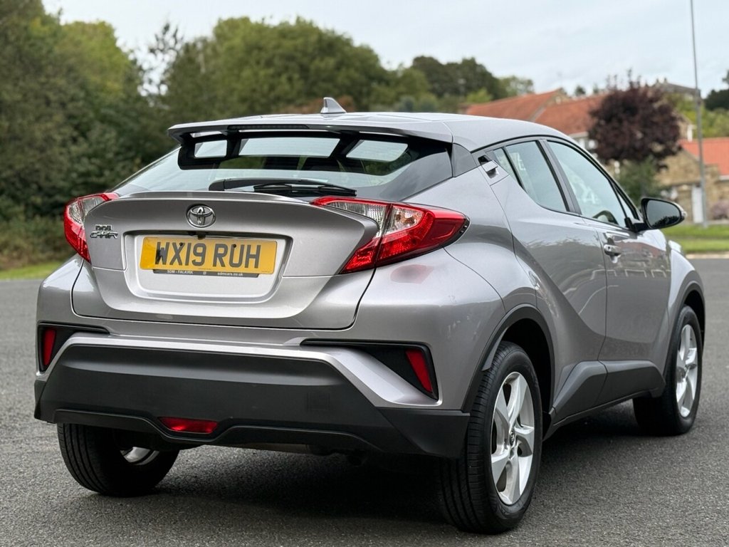 Used Toyota C-HR 2019 for sale - 76338378: Photo 18