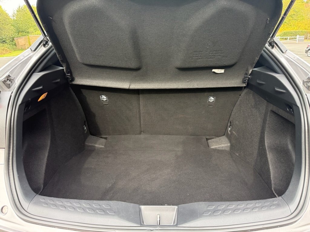 Used Toyota C-HR 2019 for sale - 76338378: Photo 22