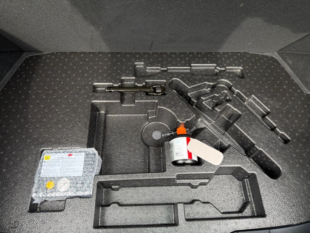 Used Toyota C-HR 2019 for sale - 76338378: Photo 23