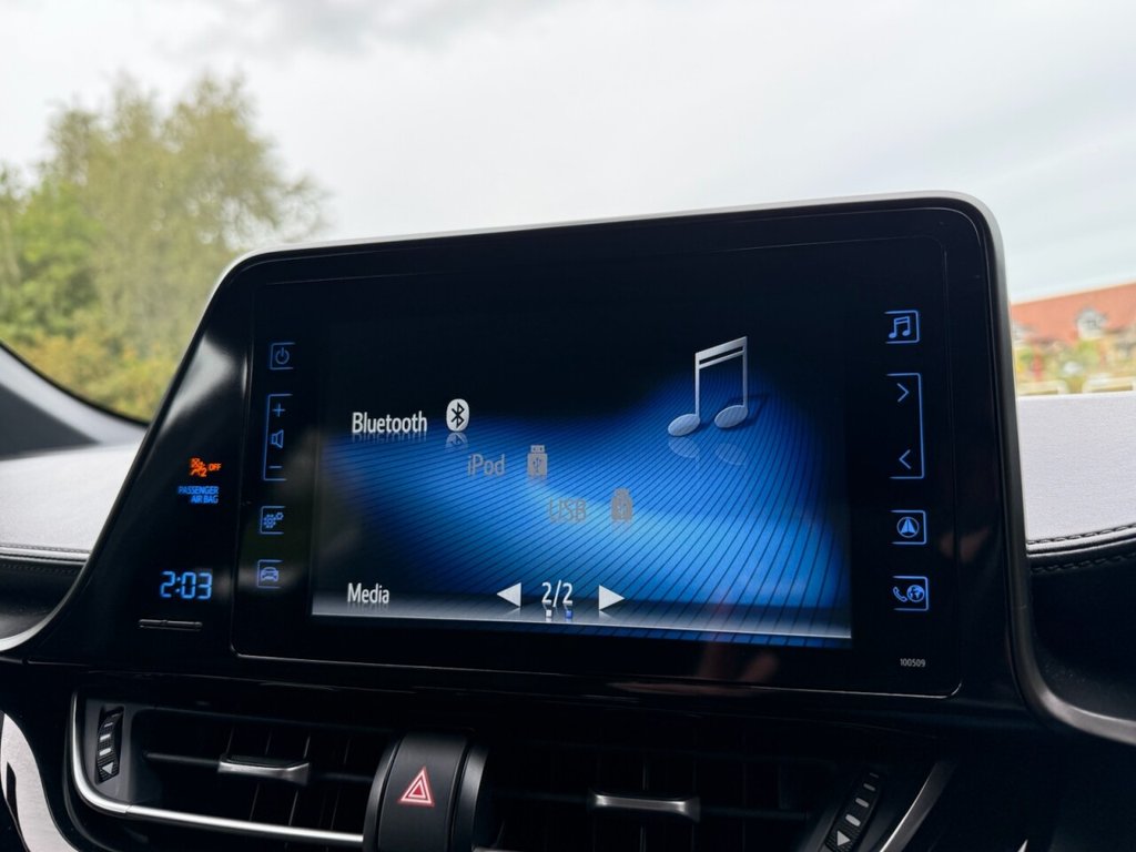 Used Toyota C-HR 2019 for sale - 76338378: Photo 27