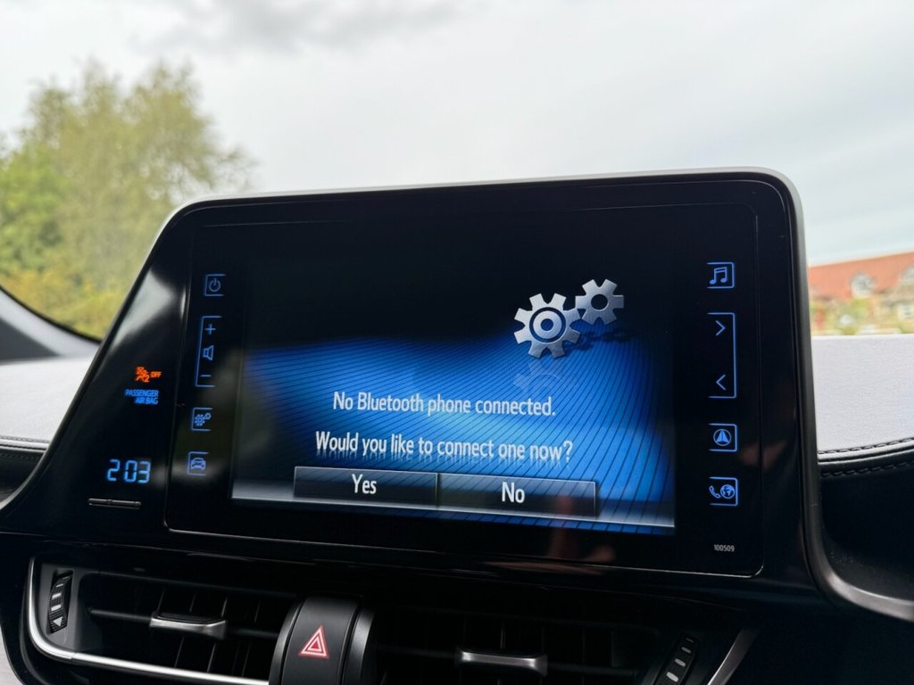 Used Toyota C-HR 2019 for sale - 76338378: Photo 28