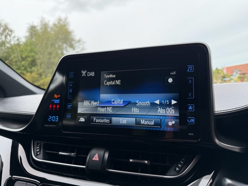 Used Toyota C-HR 2019 for sale - 76338378: Photo 4