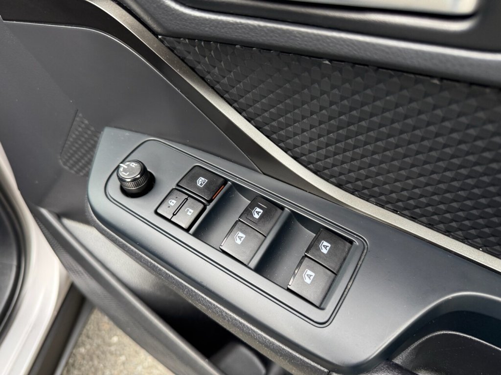 Used Toyota C-HR 2019 for sale - 76338378: Photo 43