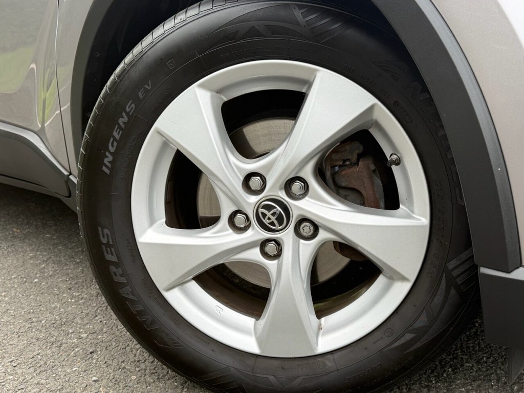 Used Toyota C-HR 2019 for sale - 76338378: Photo 9