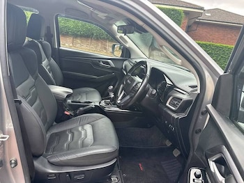 Used Isuzu D-Max 2024 for sale - 79435987: Photo