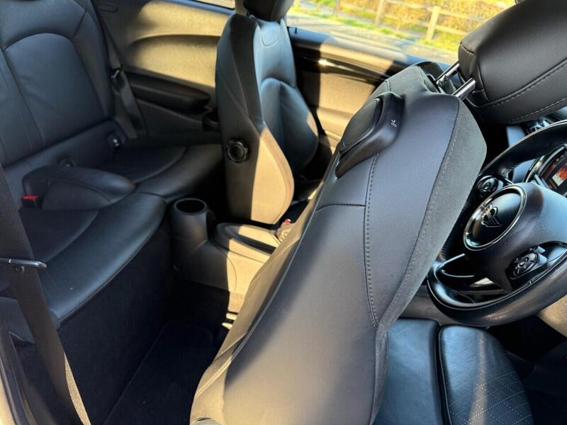 Used MINI Hatch 2018 for sale - 77850813: Photo 15