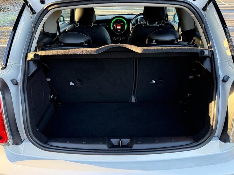 Used MINI Hatch 2018 for sale - 77850813: Photo 19