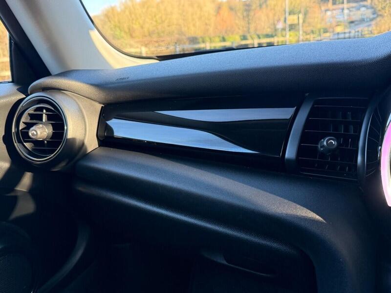 Used MINI Hatch 2018 for sale - 77850813: Photo 52