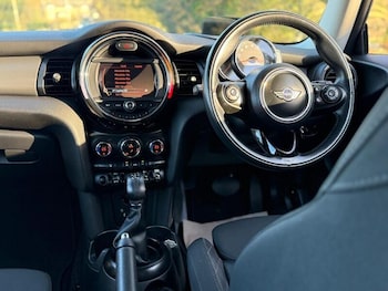 Used MINI Hatch 2018 for sale - 78715803: Photo