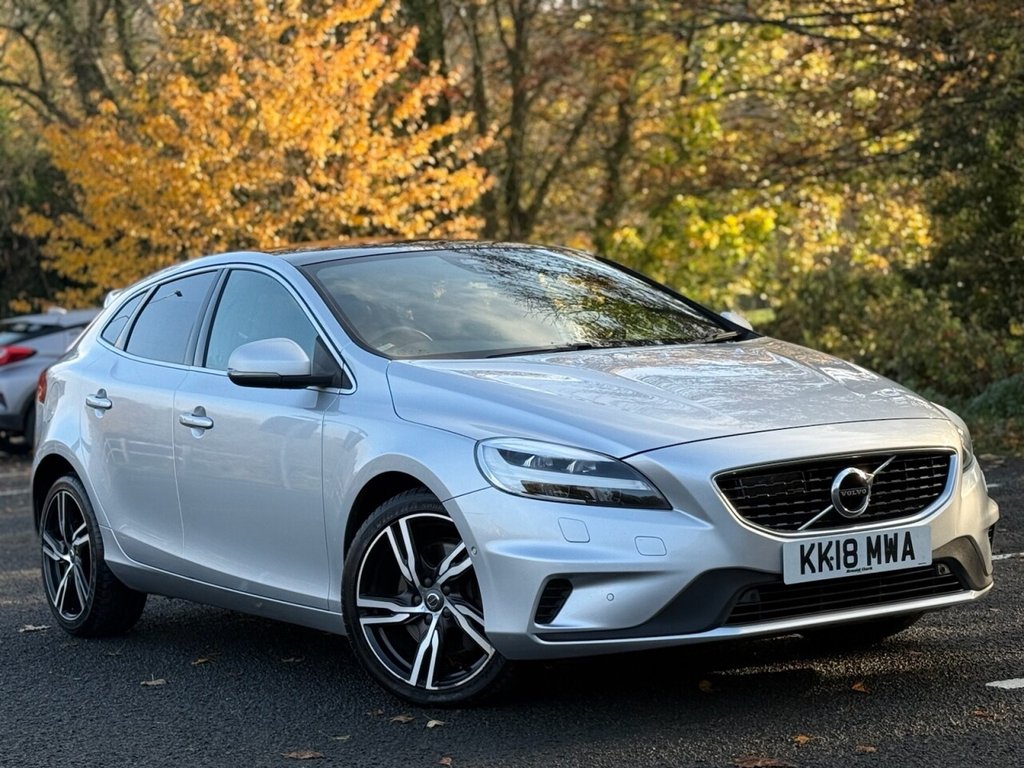 Used Volvo V40 2018 for sale - 76514570: Photo 1