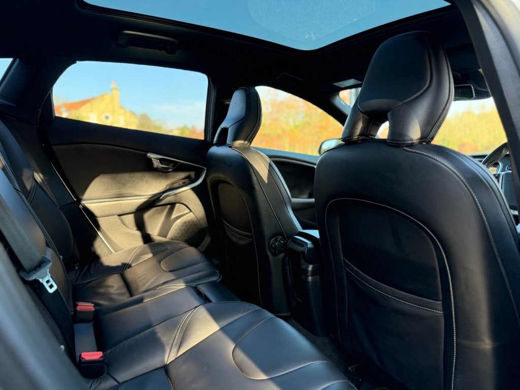 Used Volvo V40 2018 for sale - 76514570: Photo 19