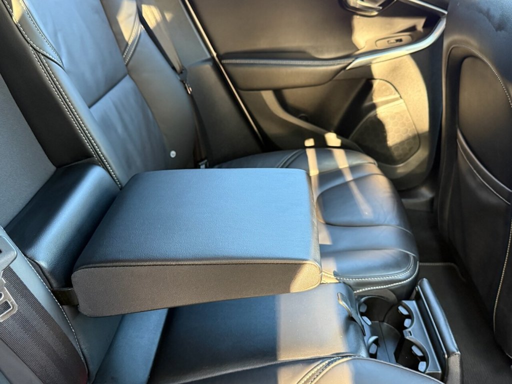 Used Volvo V40 2018 for sale - 76514570: Photo 22