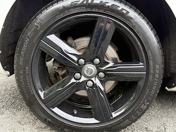 Used Volvo V40 2016 for sale - 78545005: Photo