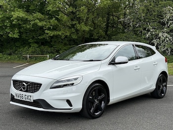 Used Volvo V40 2016 for sale - 78545005: Photo