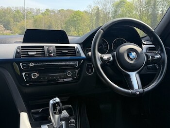 Used BMW 3 Series 2016 for sale - 76338349: Photo