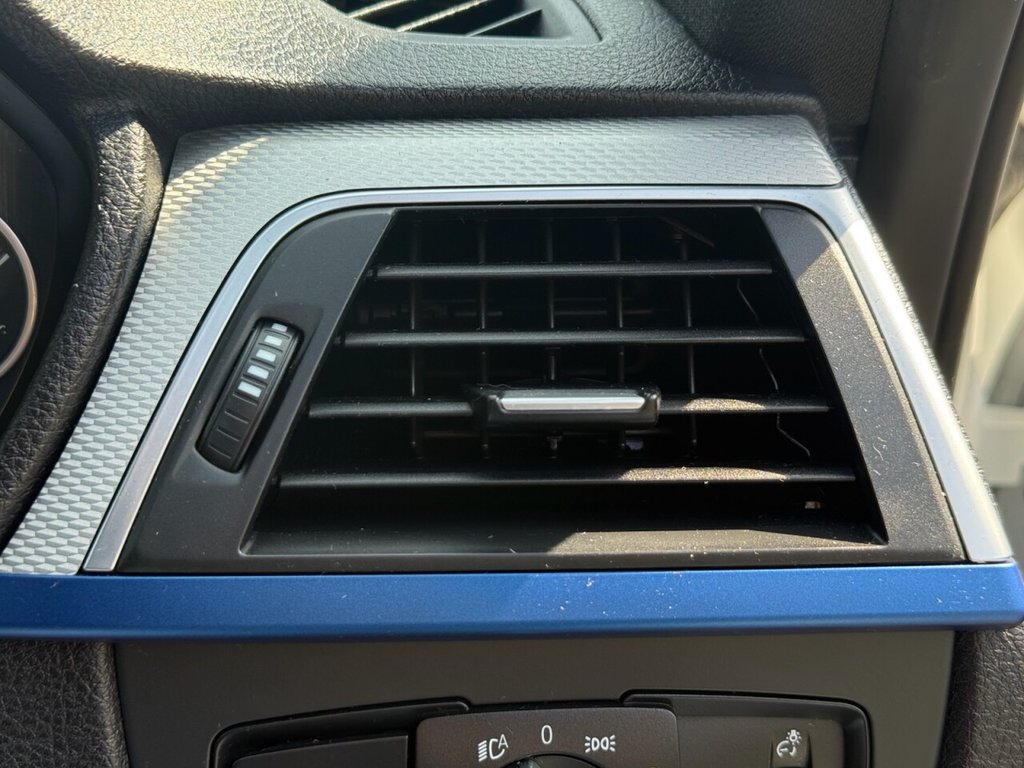 Used BMW 3 Series 2016 for sale - 76338349: Photo 36